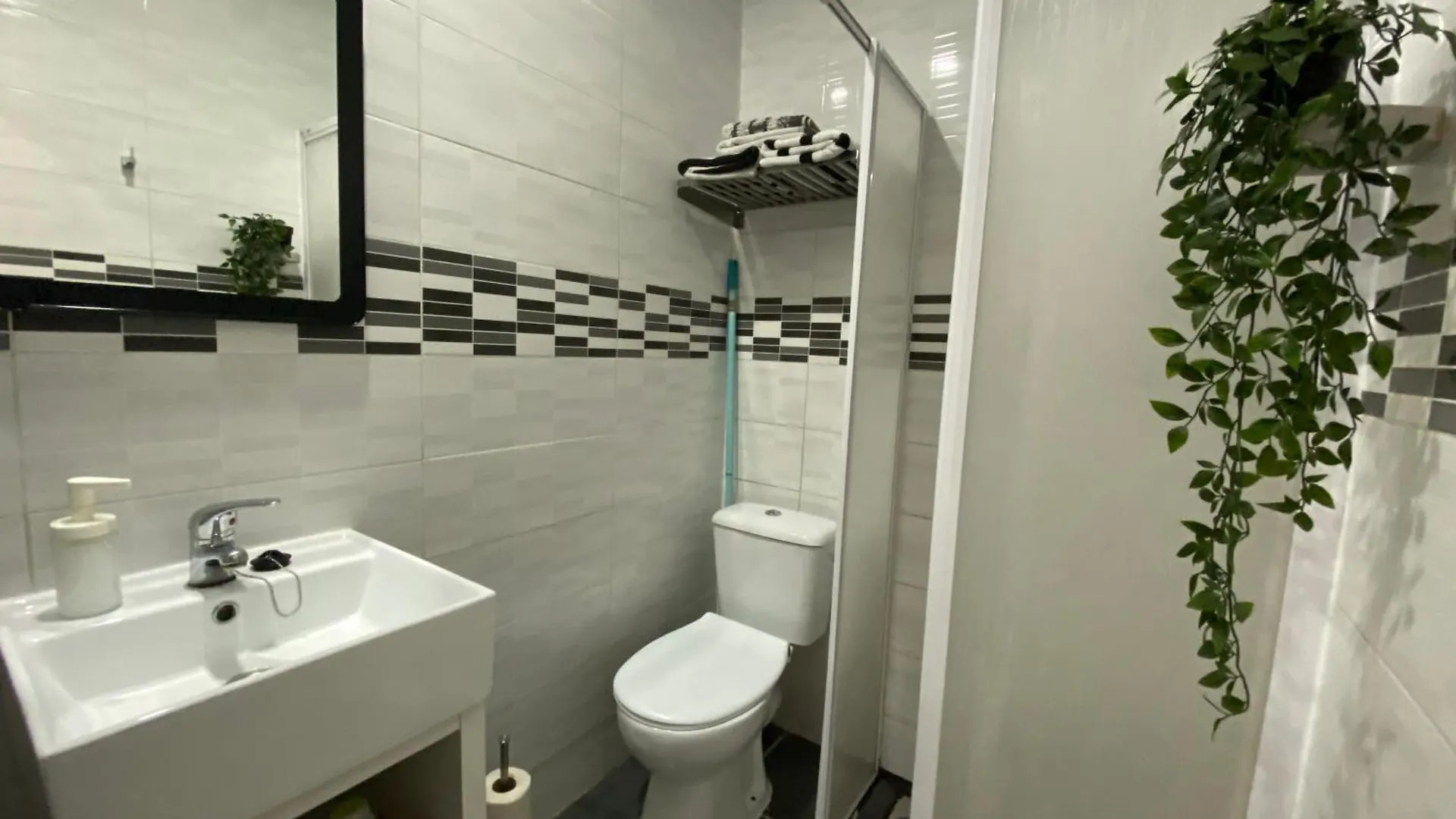 Barcelona Beach Apartment 산트 아드리아 데 베소스 0*,