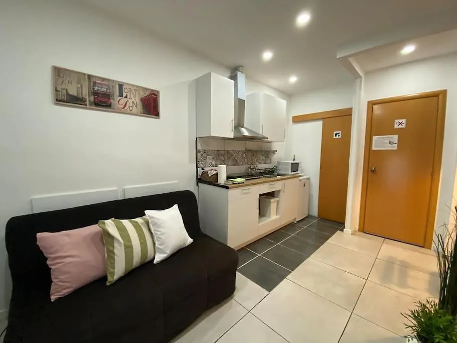 Barcelona Beach Apartment 산트 아드리아 데 베소스 스페인