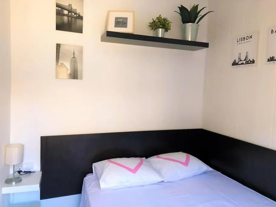 Barcelona Beach Apartment 산트 아드리아 데 베소스