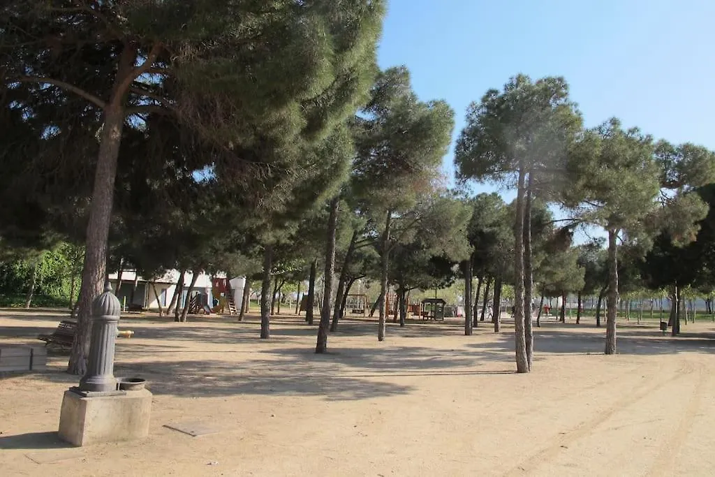 Barcelona Beach Apartment Sant Adria de Besos 0*,